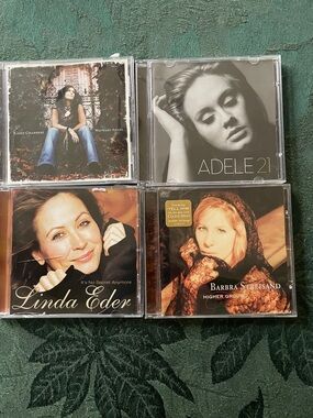 4 female aro cds